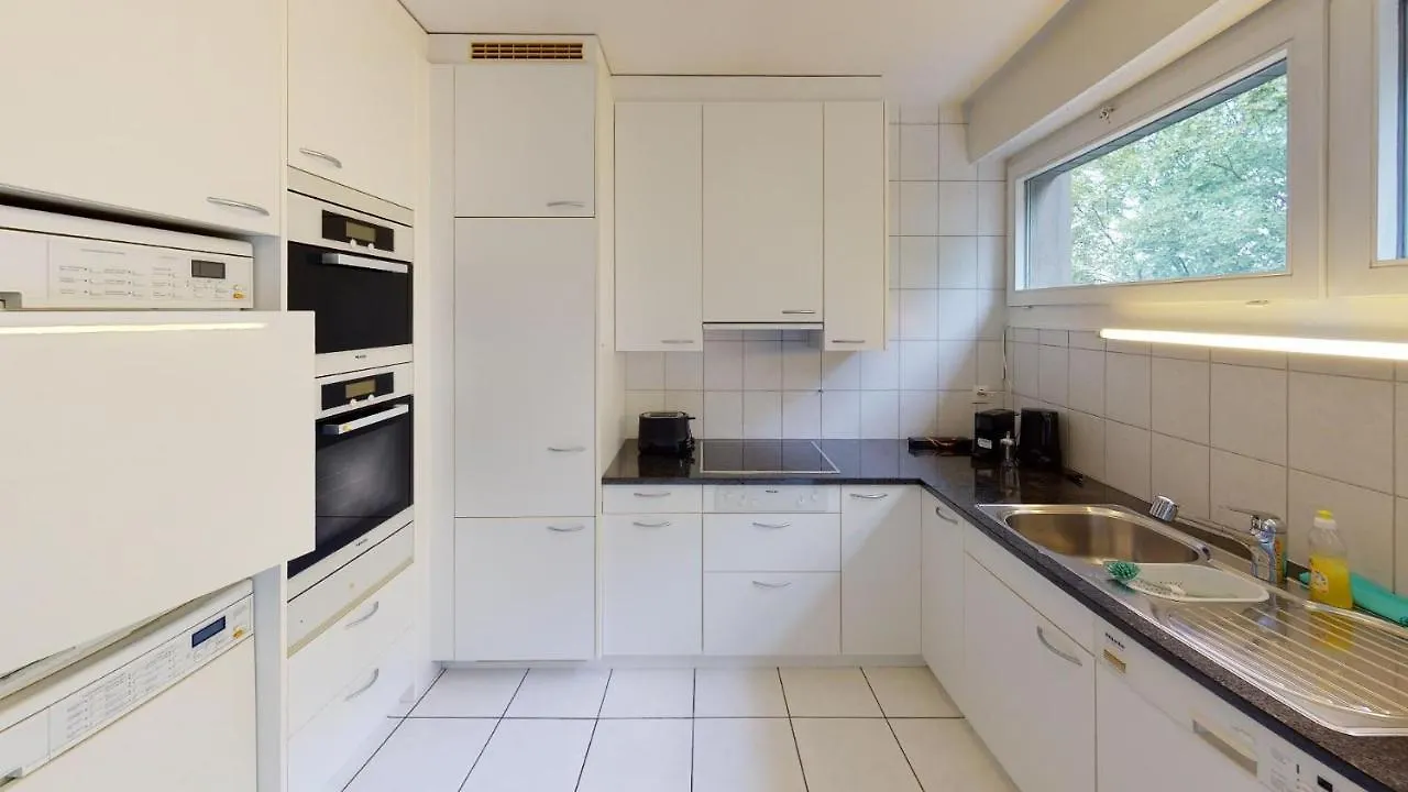 Apartment Unique Serviced Living - Gellert Aeschenplatz Basel Switzerland